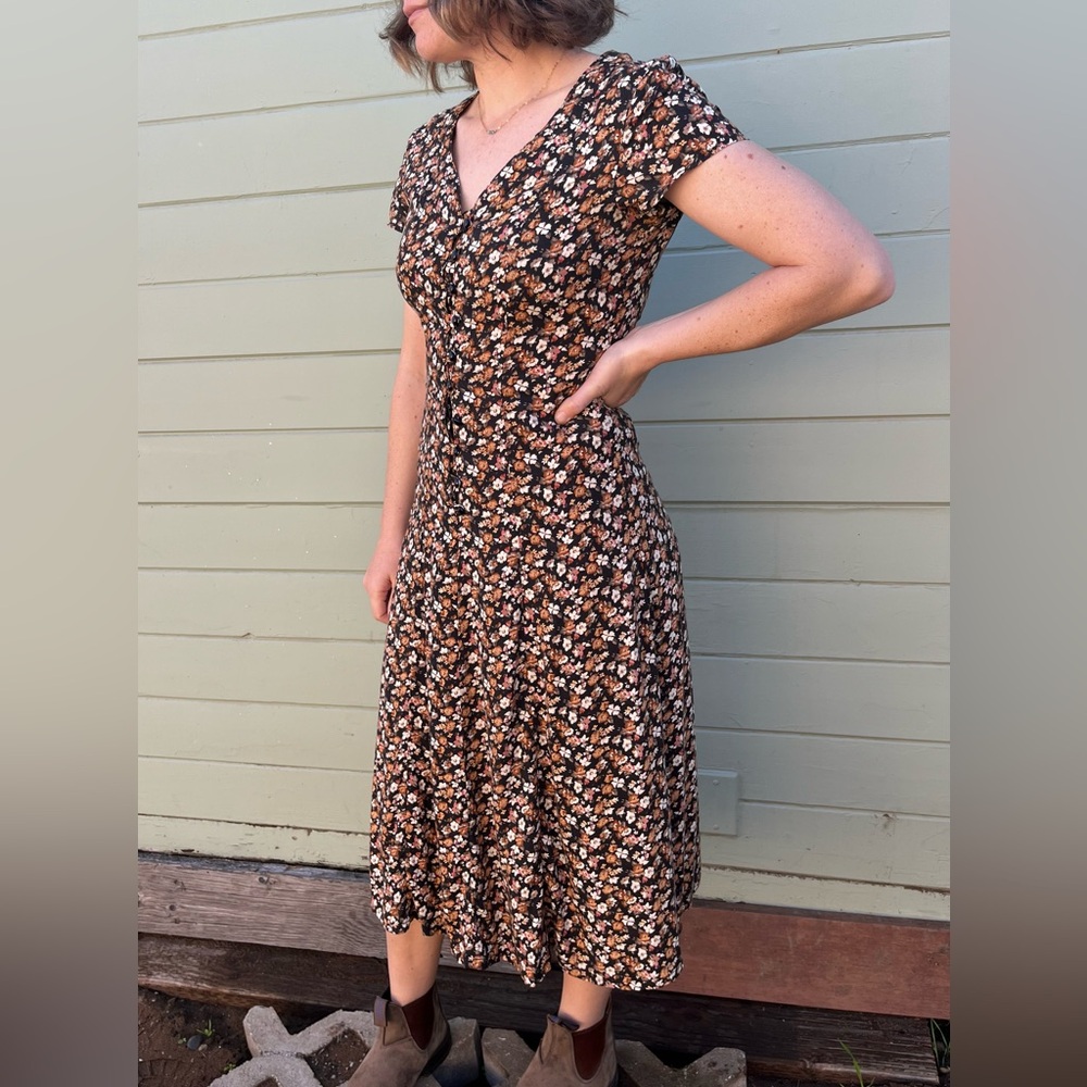 Vintage S Hana 90s button front floral midi dress with back corset tie